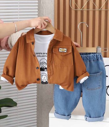 Ensemble de jean chemise marron et pull décontractés