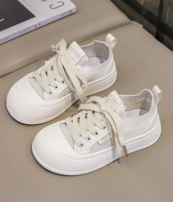 Baskets unisexes souples de couleur blanches