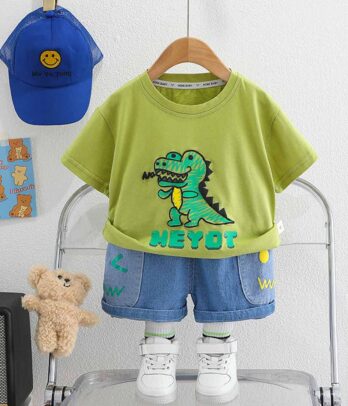Ensemble de jean et t-shirt vert imprimé