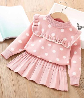 Ensemble de jupe et pull rose à pois blancs