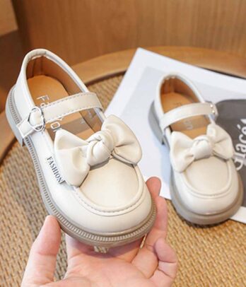 Chaussures blanches à nœud papillon pour fillettes
