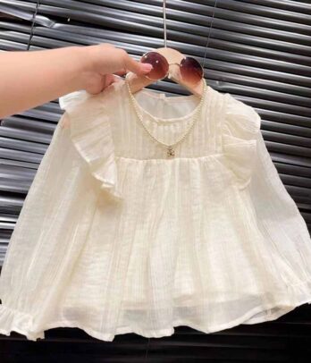 Chemise blanche évasée à manches longues