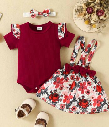 Ensemble de robe rouge florale