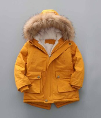 Parka pour enfant de couleur jaune orangé