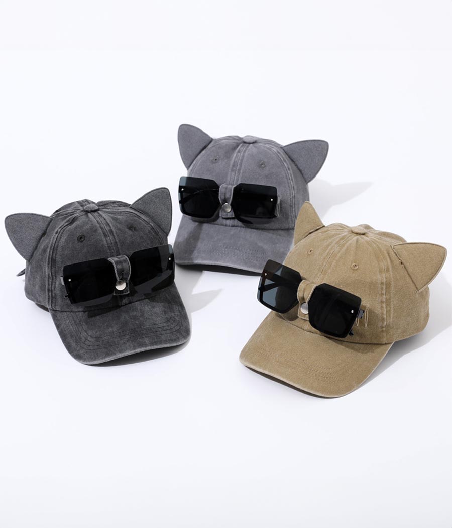 3_0153_Group 47 Casquette "Oreilles de chats" en jean – Image 1