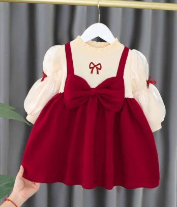 Ensemble de robe rouge à nœud papillon