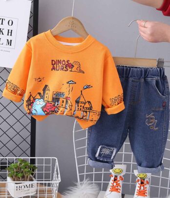 Set de deux pièces pull orange imprimé et pantalon en jean