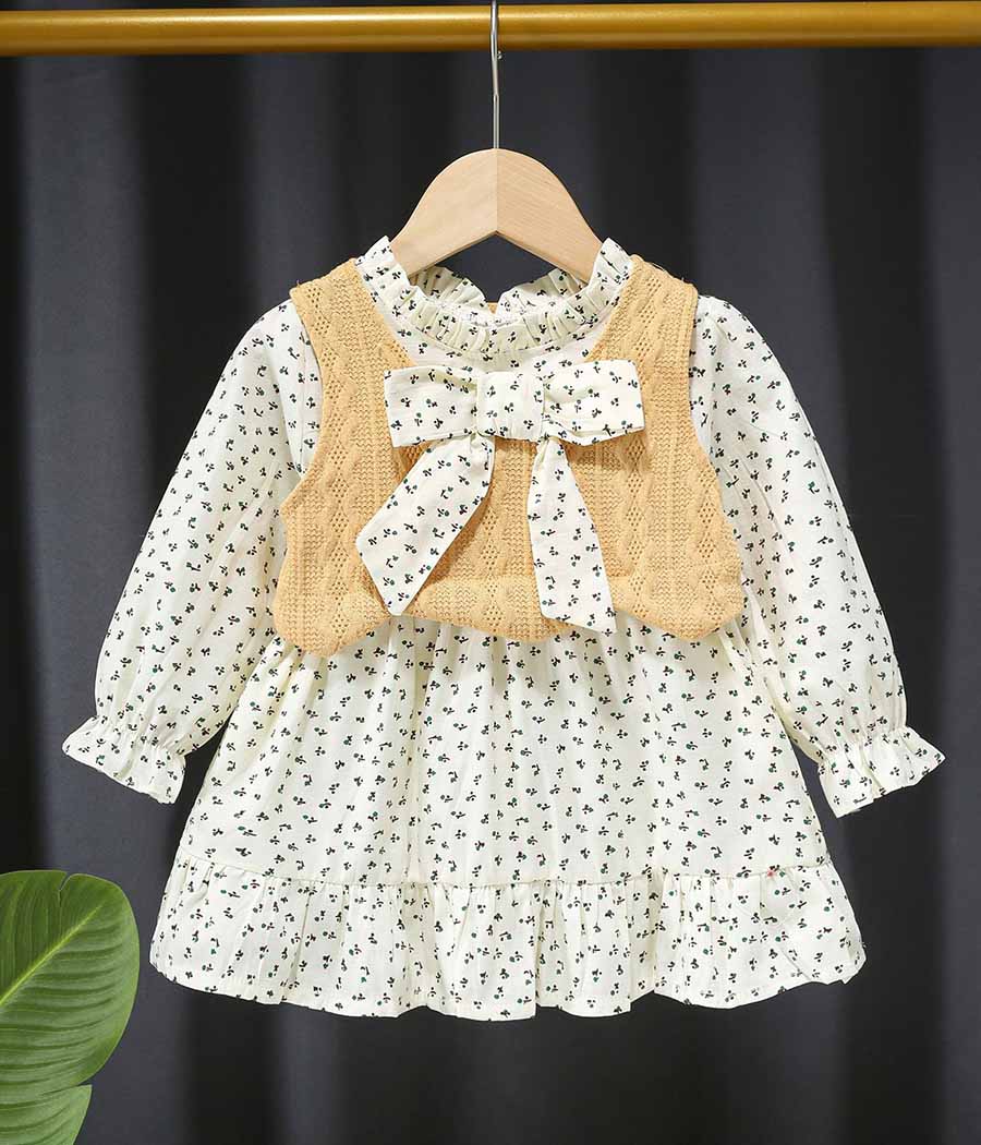 79128-011 Ensemble de robe florale blanc cassé et gilet sans manches jaune – Image 1