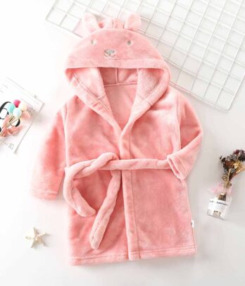 Sortie de bain rose pour enfant
