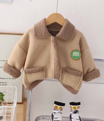 Veste épaisse à revers de couleur unie pour enfants
