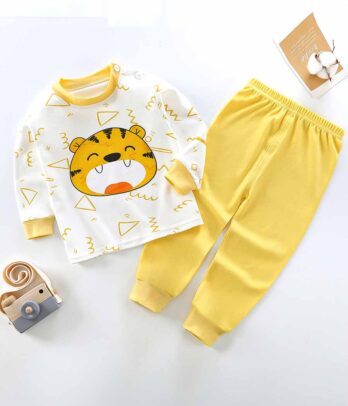 Pyjama jaune et blanc pour enfants thème "tigre"