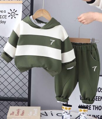Set de jogging vert et blanc à capuche