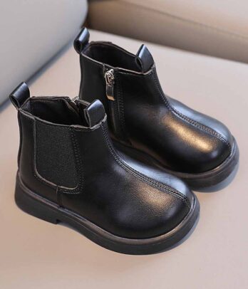 Bottines noires simples et unisexes