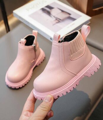Bottes roses élastiquées au niveau de la cheville