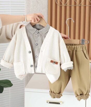Ensemble Trois pièces cardigan blanc manches longues pour garçon