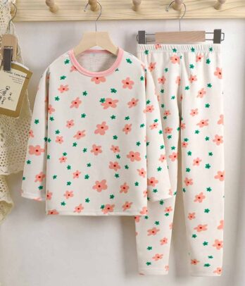 Pyjama blanc fleuri pour fillettes