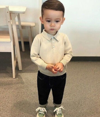 Pull blanc cassé style polo pour enfants