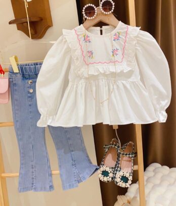 Ensemble chemise blanche et pantalon jean pour fille