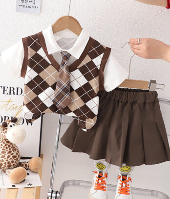 Ensemble trois pièces avec gilet style jacquard