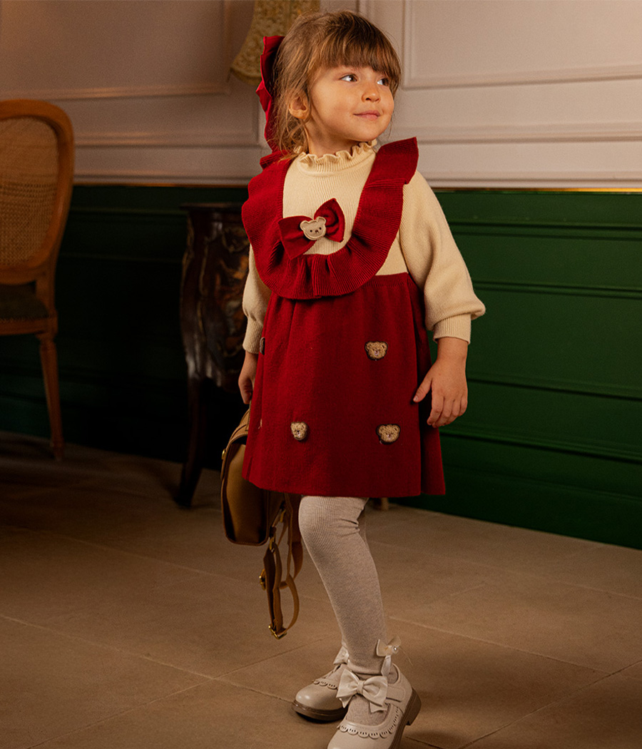 Group 3 Robe rouge passion avec effet pull blanc – Image 1