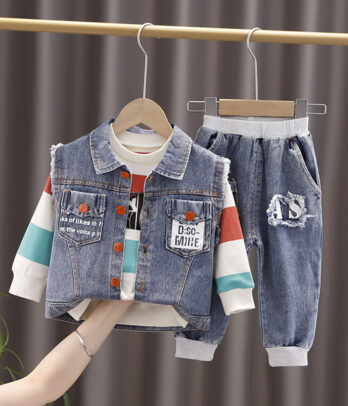 Ensemble deux pièces en jean avec pull tricolore ludique pour garçons