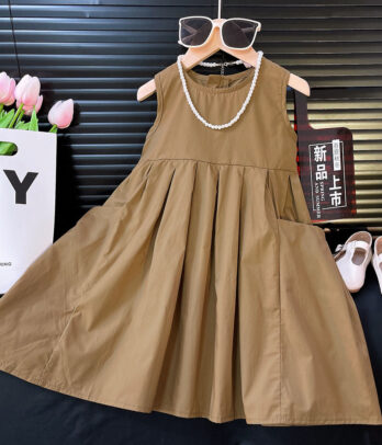 Robe de couleur camel évasée à poches