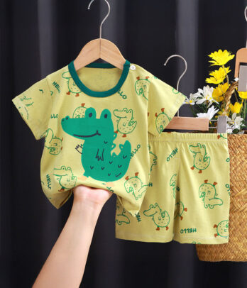 Ensemble jaune et vert "Crocodile" pour garçons