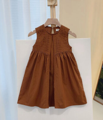 Robe d'été sans manches de couleur marron