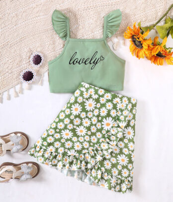 Crop top vert "Lovely" avec jupe verte fleurie