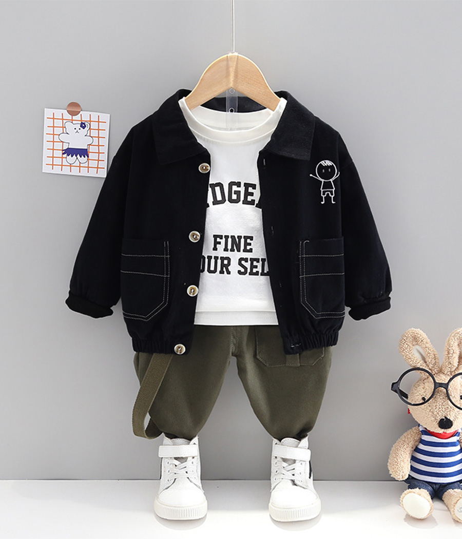 647327 Un look casual-chic pour les petits garçons modernes