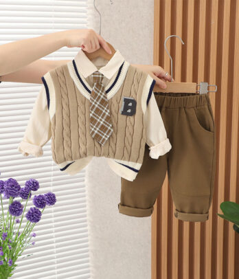 Ensemble classique de cardigan marron clair pour enfants