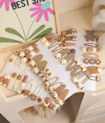 Barrettes câlines – Douceur naturelle et détails craquants pour petits looks irrésistibles