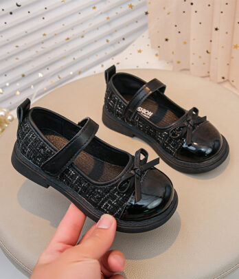 "Ballerines noires satinées à cratch