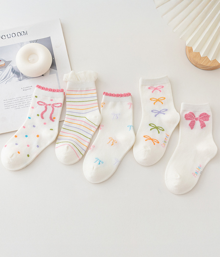Group 135 Lot de 5 paires de chaussettes fille – Fantaisie colorée et douceur au quotidien – Image 1
