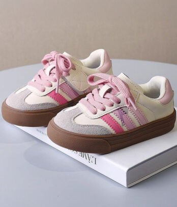 Chaussures tendances colorées pour fillettes