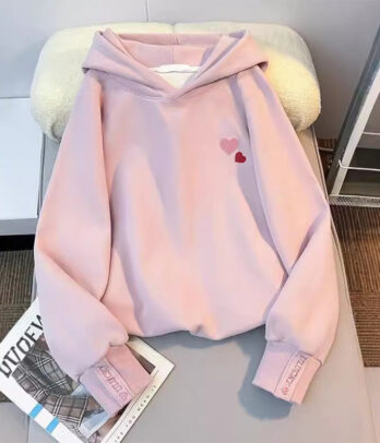 Sweat à Capuche Cœur – Douceur et tendresse au rendez-vous