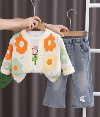 Set de cardigan à fleurs et pantalon en jean