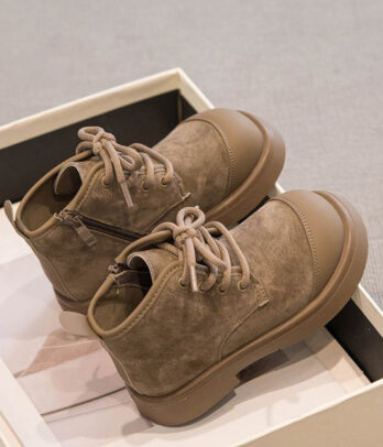 Bottines solides de couleur camel