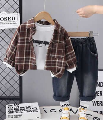 Ensemble de chemise à carreau pour garçon