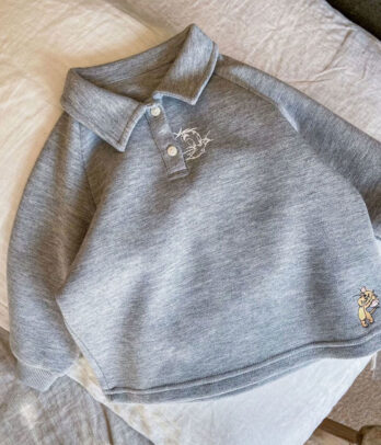 Sweat Polo Brodé – Le confort casual avec une touche d’élégance