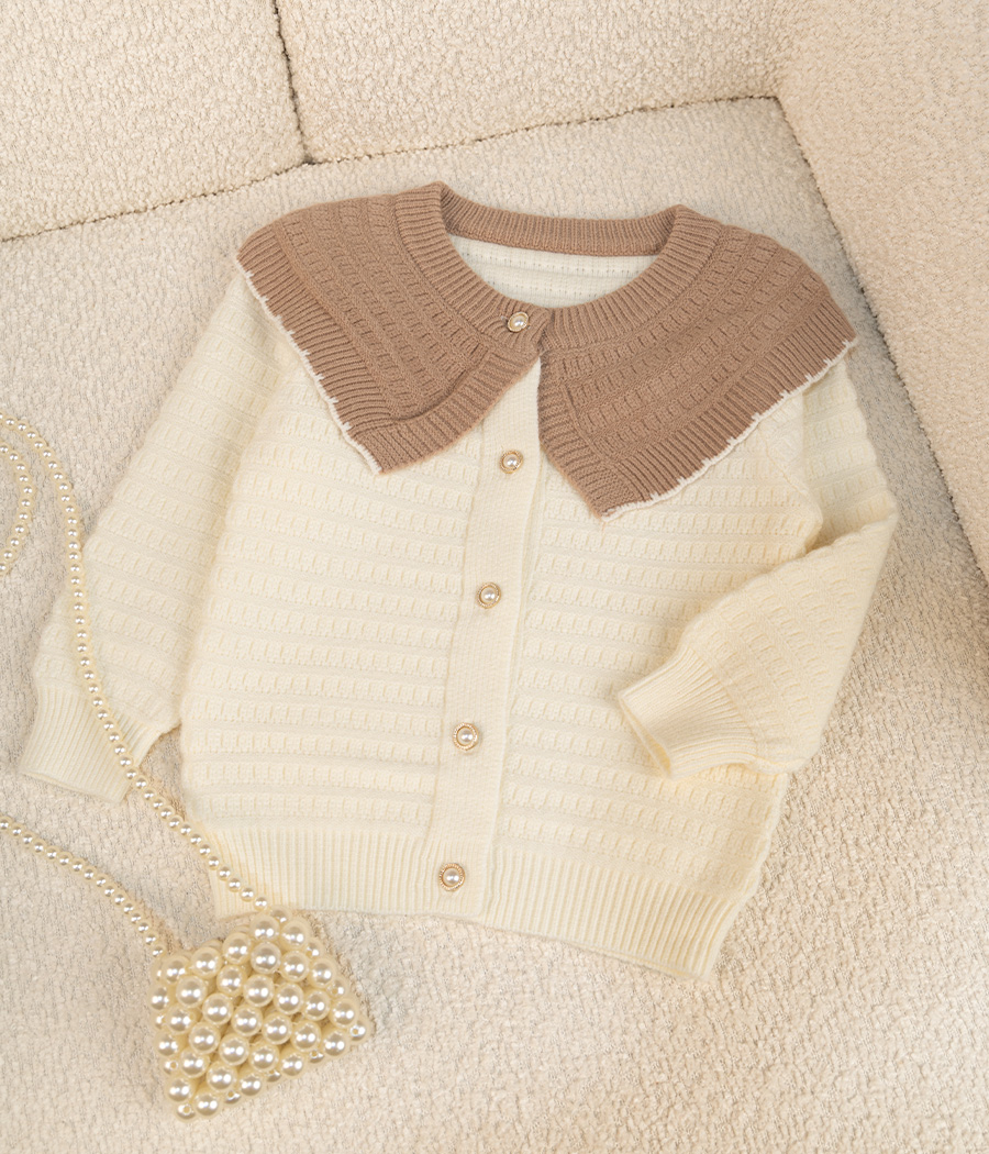 65141 Cardigan Blanc avec Col Contrasté – Chic et Intemporel MAZYOUD (1) 65141 Cardigan Blanc avec Col Contrasté – Chic et Intemporel MAZYOUD