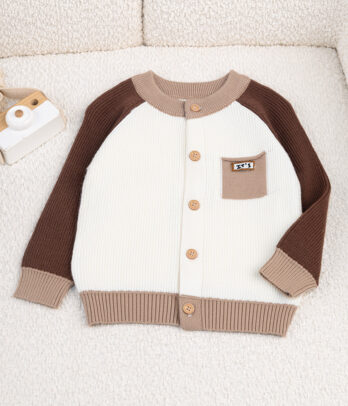 76491 Cardigan bébé blanc et marron – Douceur et style automnal MAZYOUD