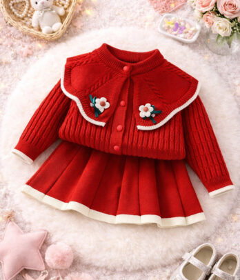 tenue 2 piéces Cape Fleurie et Jupe Rouge