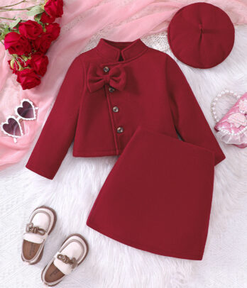 Ensemble de jupe et veste en laine de couleur rouge