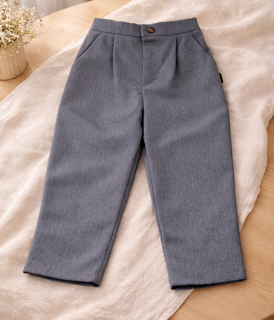 48275 Pantalon garçon – Coupe droite, coloris gris intemporel – Image 1