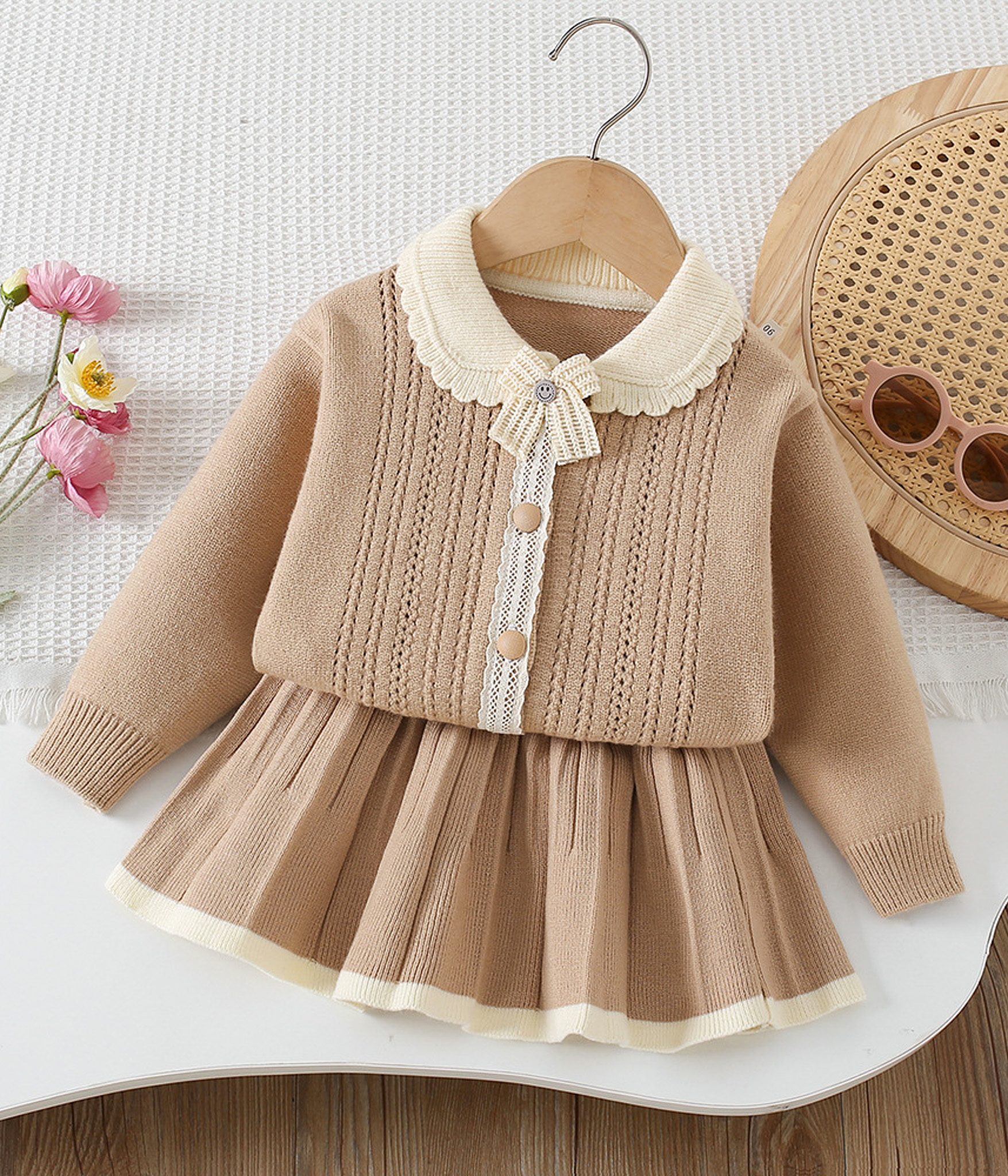 62846 (8) Ensemble Fille – ensemble de pull et jupe Beige Élégance Classique – Image 1
