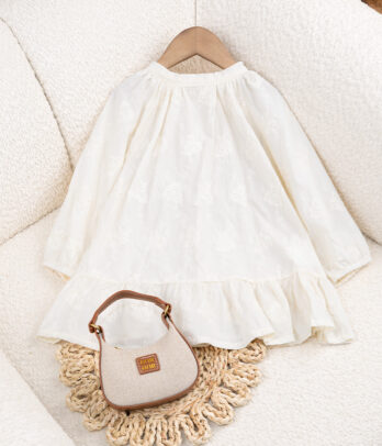 66814 Robe bébé fille brodée couleur écru MAZYOUD