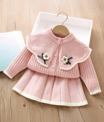 Ensemble Fille – Cape Fleurie & Jupe Plissée Rose