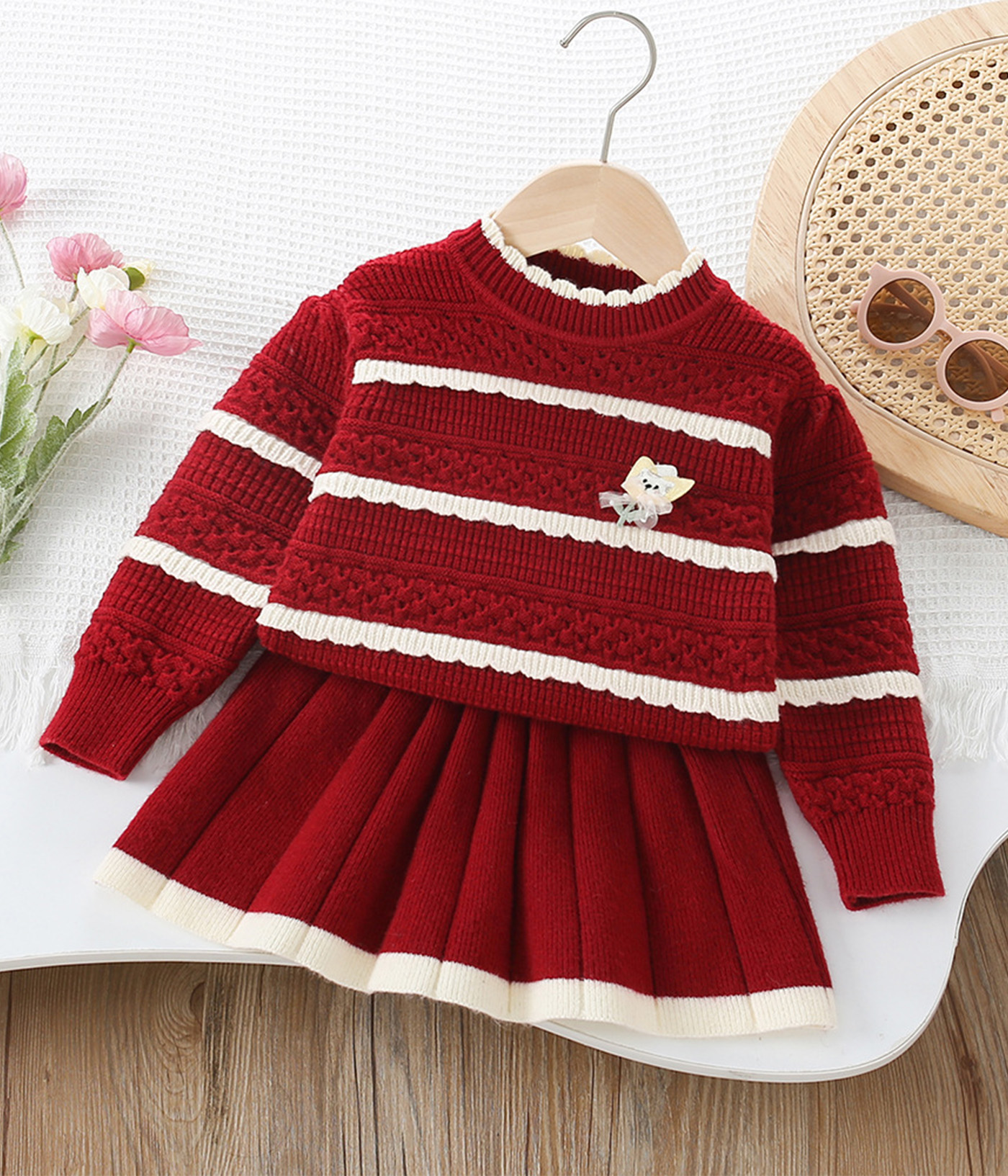 78991 Set en laine de couleur bordeau pour fille – Image 1