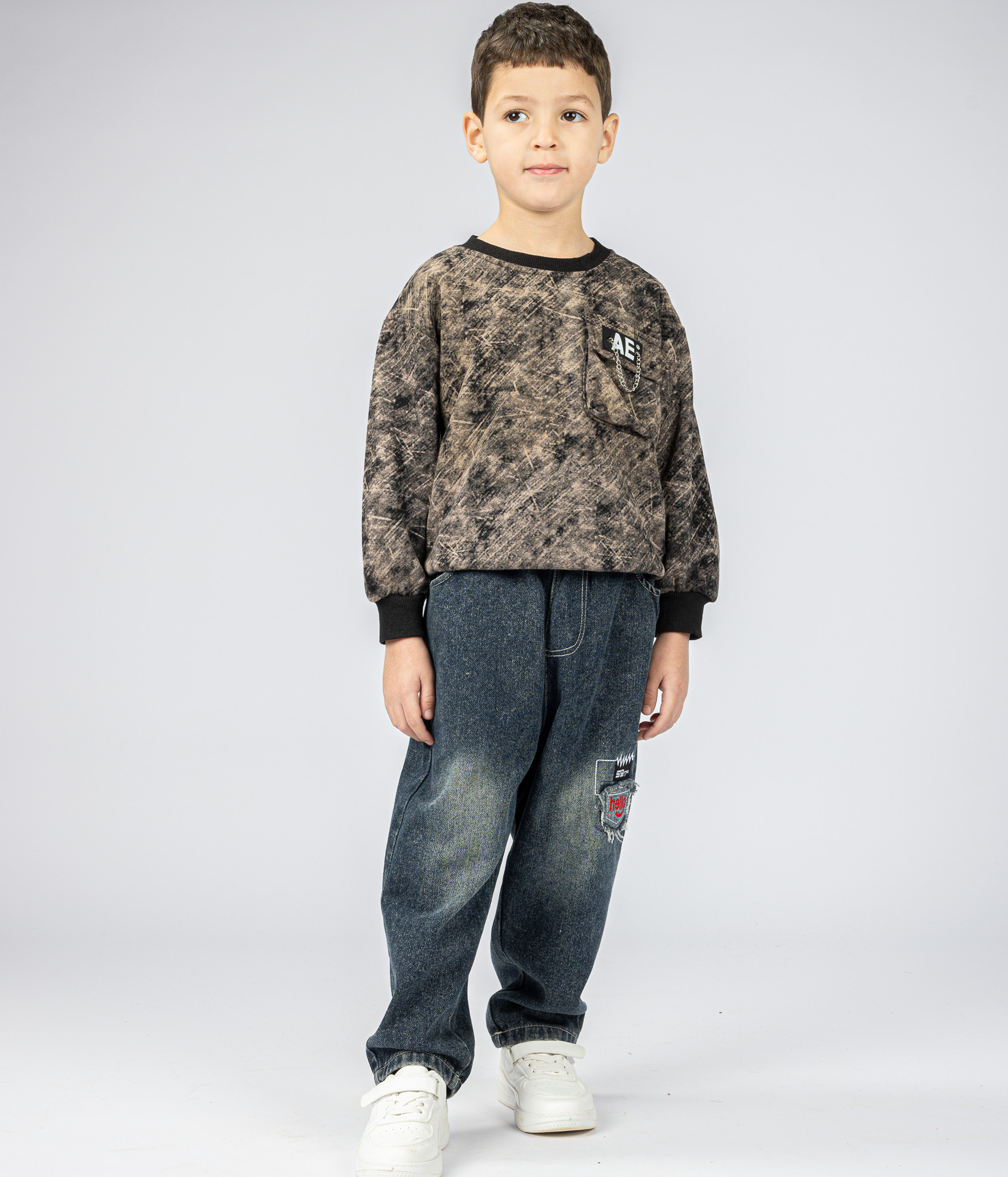 82378 Ensemble garcon urbain. Sweat noir. jean p. MAZYOUD4910 50- Look urbain garçon de deux pièces – Image 1